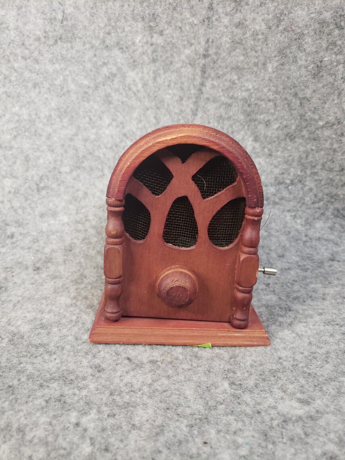 Vintage Music Radio Christmas Morning Only Brown Wind Up Small Decoration Decor