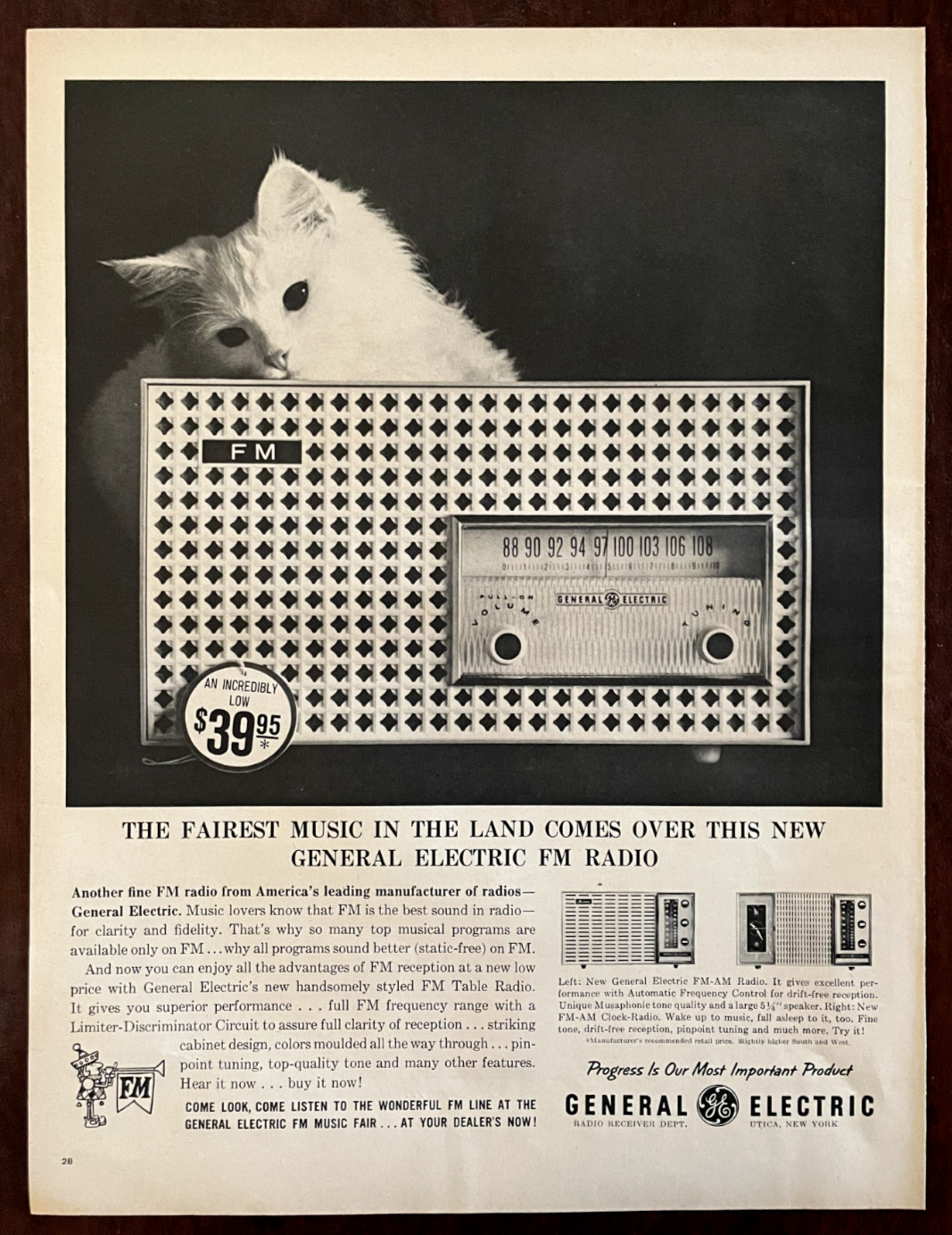 1961 GENERAL ELECTRIC FM RADIO Vintage Print Ad Cute Cat Music