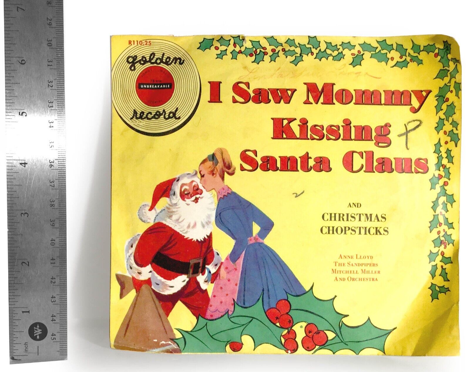 I Saw Mommy Kissing Santa Claus 45rpm Golden Record w/ Picture Sleeve