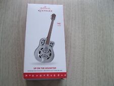 2016 Hallmark Ornament - Up On The Housetop - Guitar  - Reba McEntire -  New picture