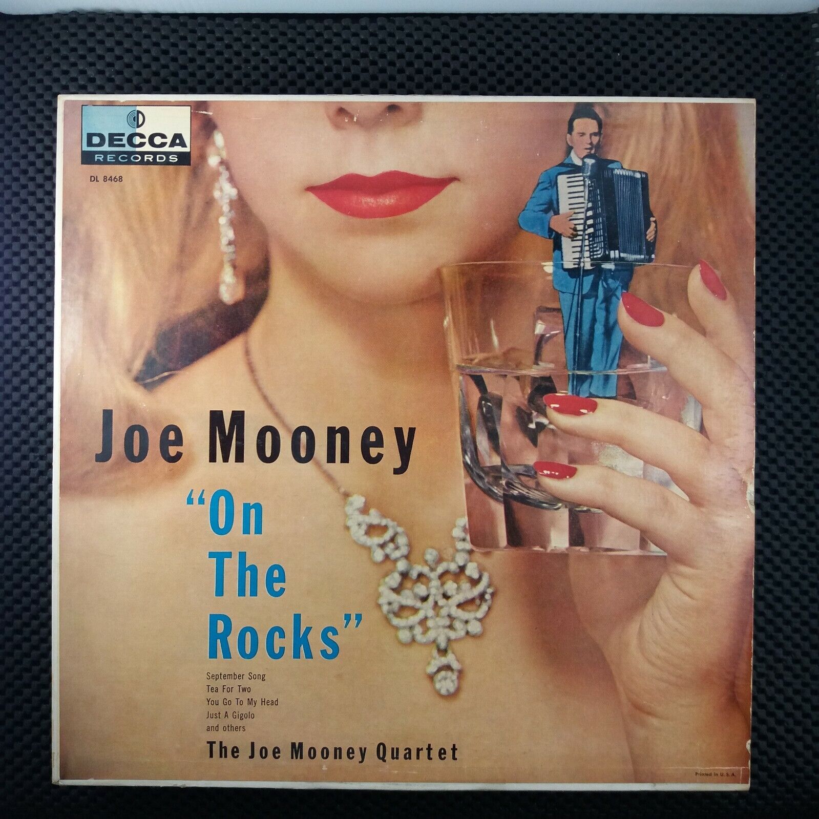Joe Mooney ‎– On The Rocks (Decca ‎– DL 8468)