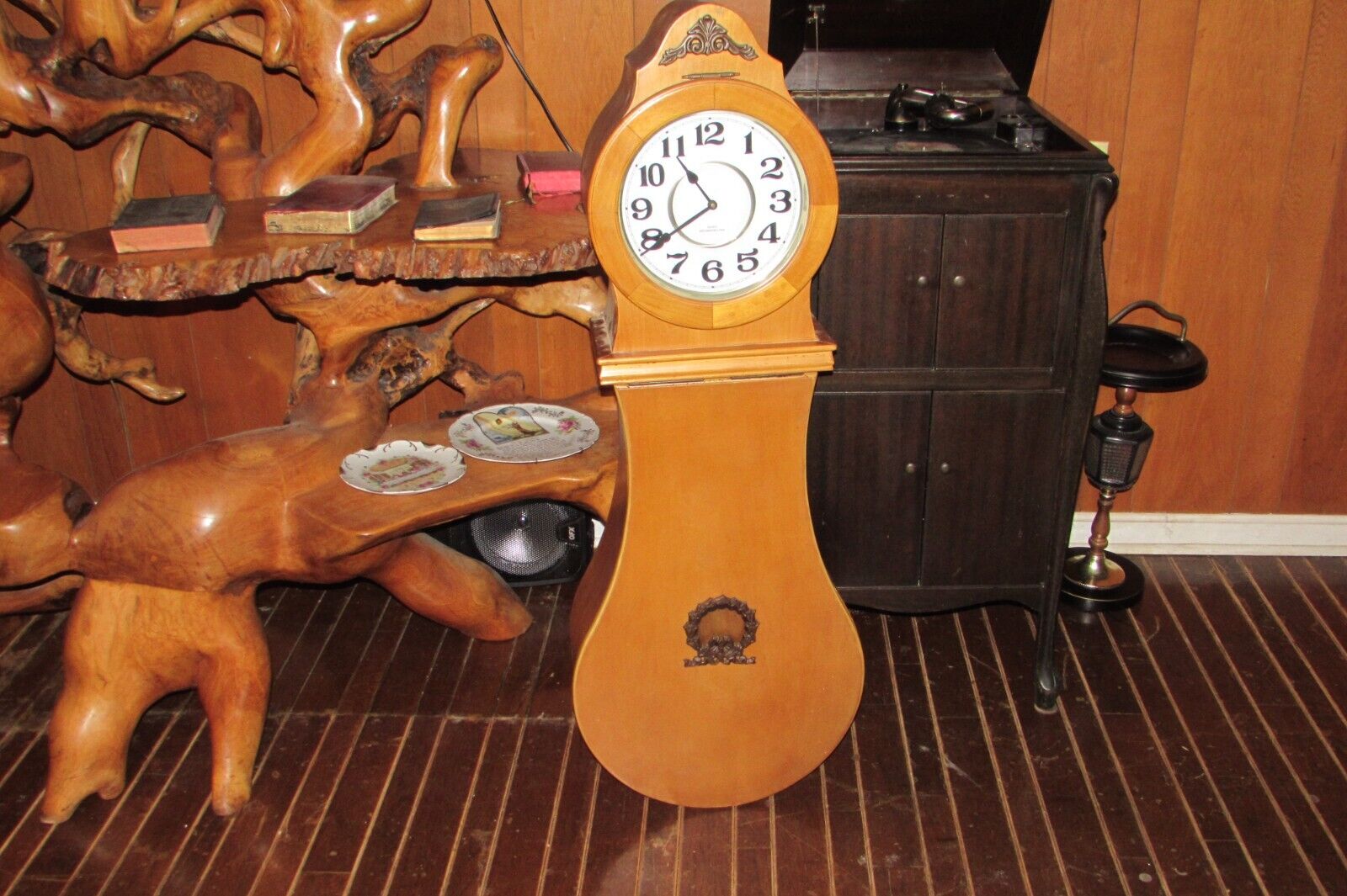 Vintage Netherlands Clock Co. Quartz Westminster Chime Maple Banjo Clock  #2002