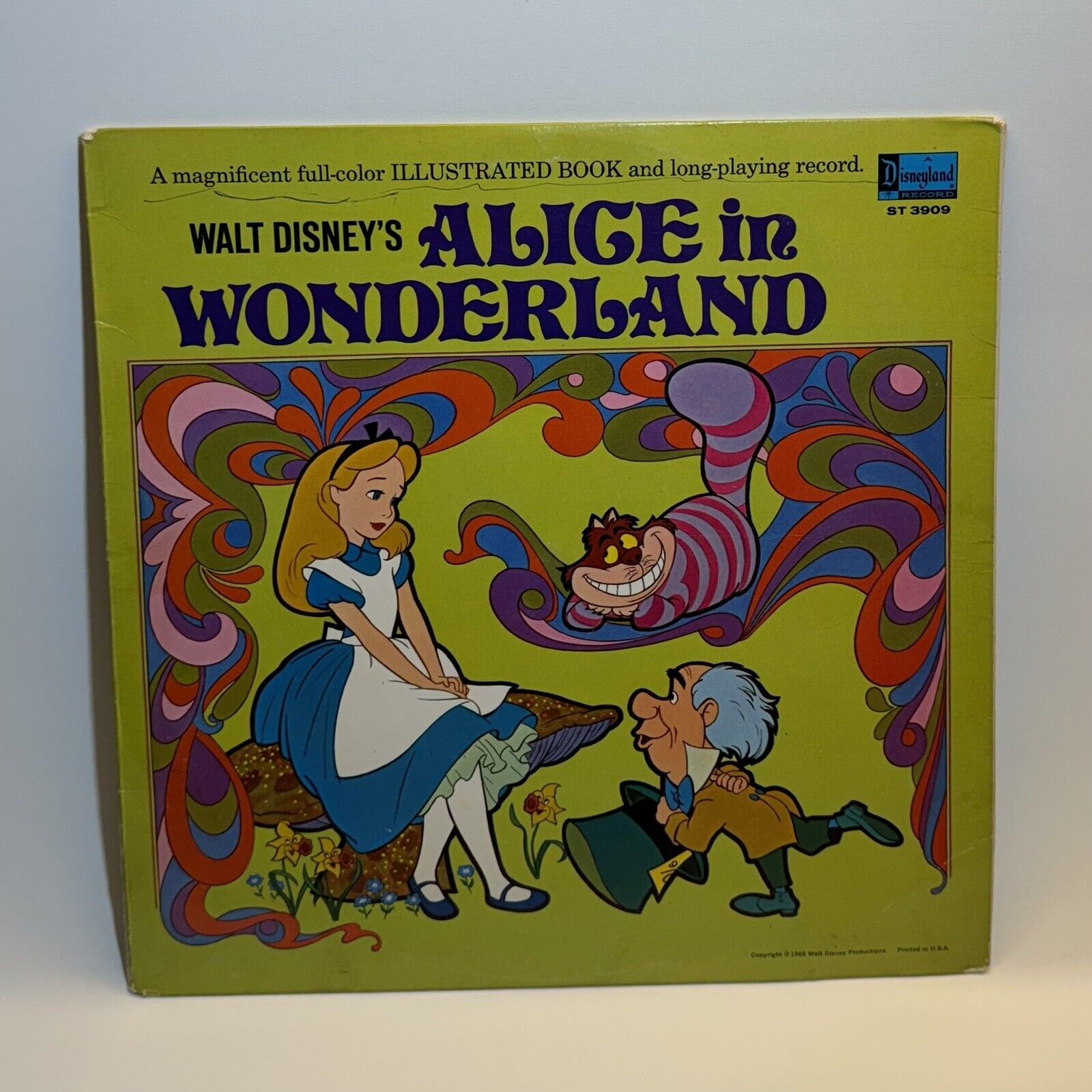 Vintage 1969 Disney Alice In Wonderland Vinyl Record Booklet Disneyland Records