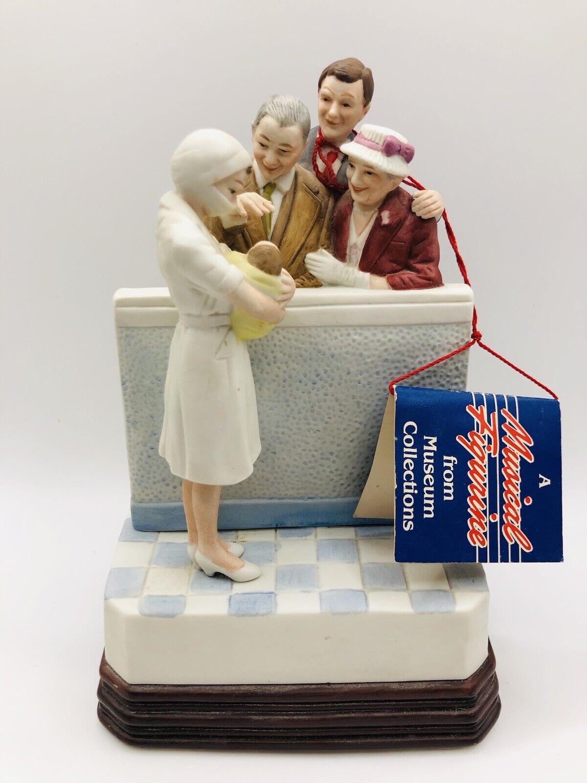Vintage 1988 Museum Collections Music Box The New Arrival Normal Rockwell