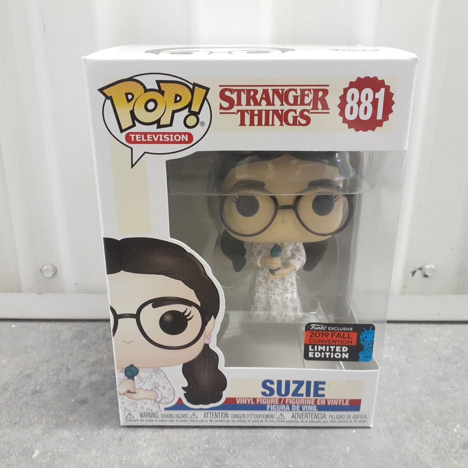 Funko Pop Stranger Things - Suzie #881 2019 NYCC Shared Exclusive with protector