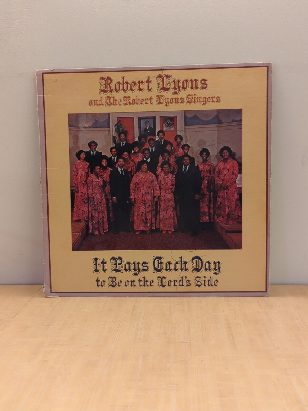 The Robert Lyons Singers – It Pays Each Day To Be On The Lord\'s Side 1978 LP VG+