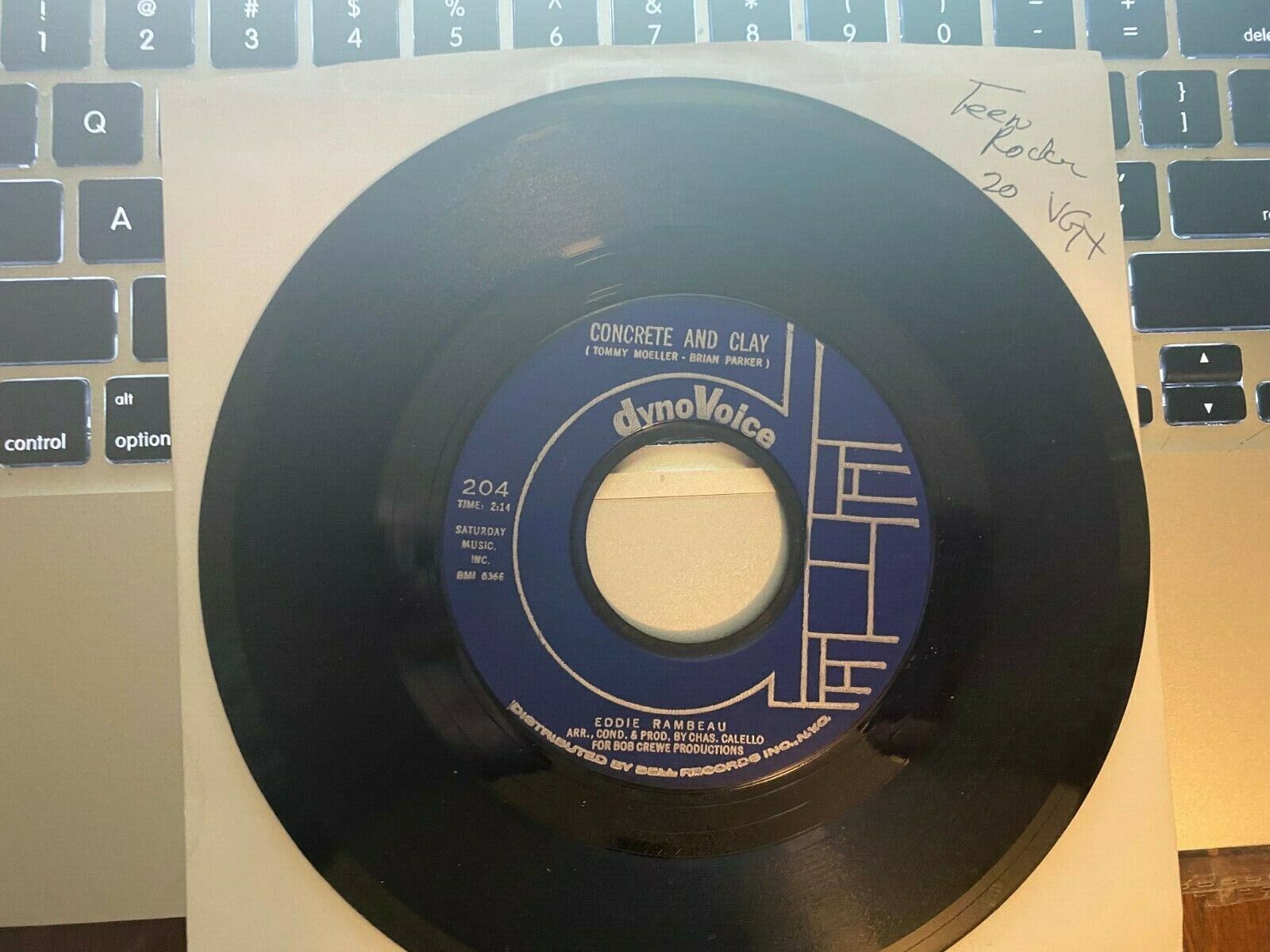 TEEN ROCKER 45 RPM RECORD -EDDIE RAMBEAU - DYNOVOICE 204