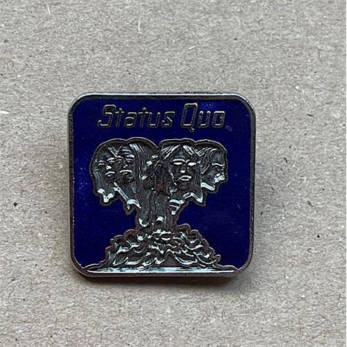 STATUS QUO QUO - (BLUE) MEMORABILIA rare small vintage enamel pin badge UK