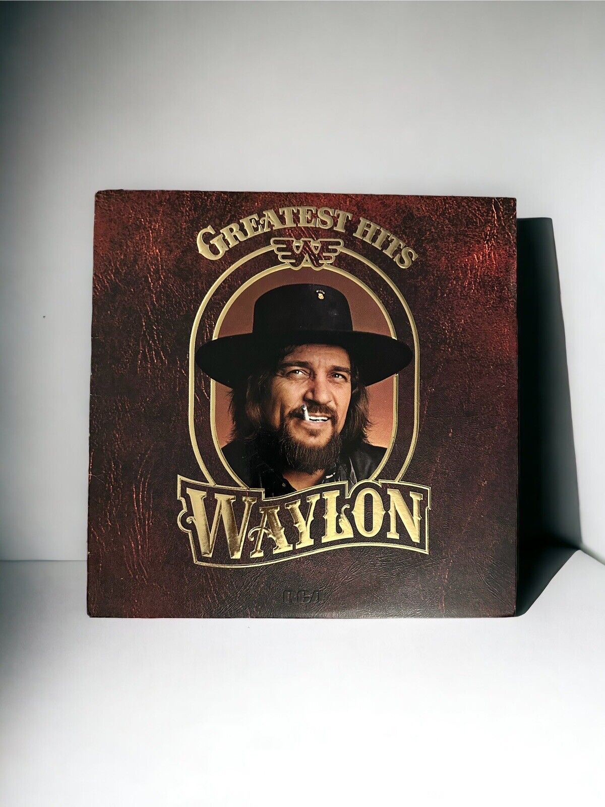 Waylon Jennings Greatest Hits RCA LP embossed cover Vintage Vinyl 12” 33 RPM