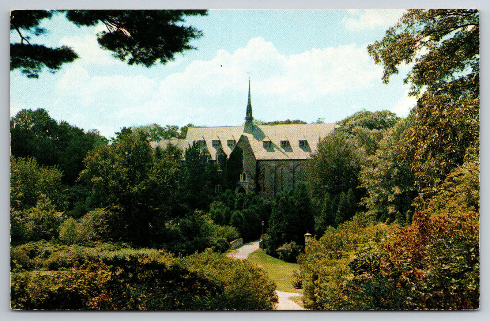 Vintage Postcard NY Poughkeepsie Skinner Hall of Music Vassar College ~10808