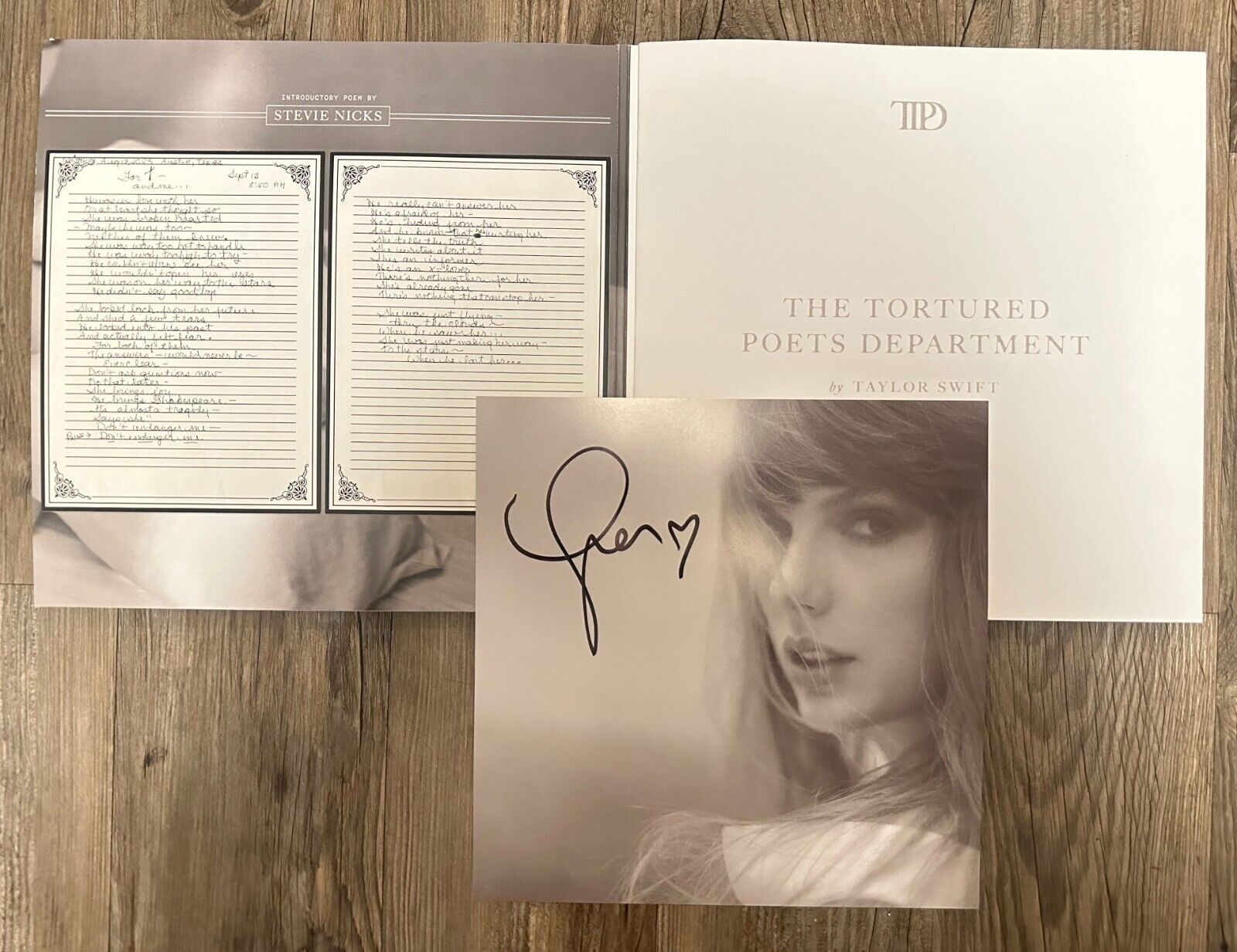 Taylor Swift Tortured Poets Department Vinyl Signed Photo WITH Heart (RARE)