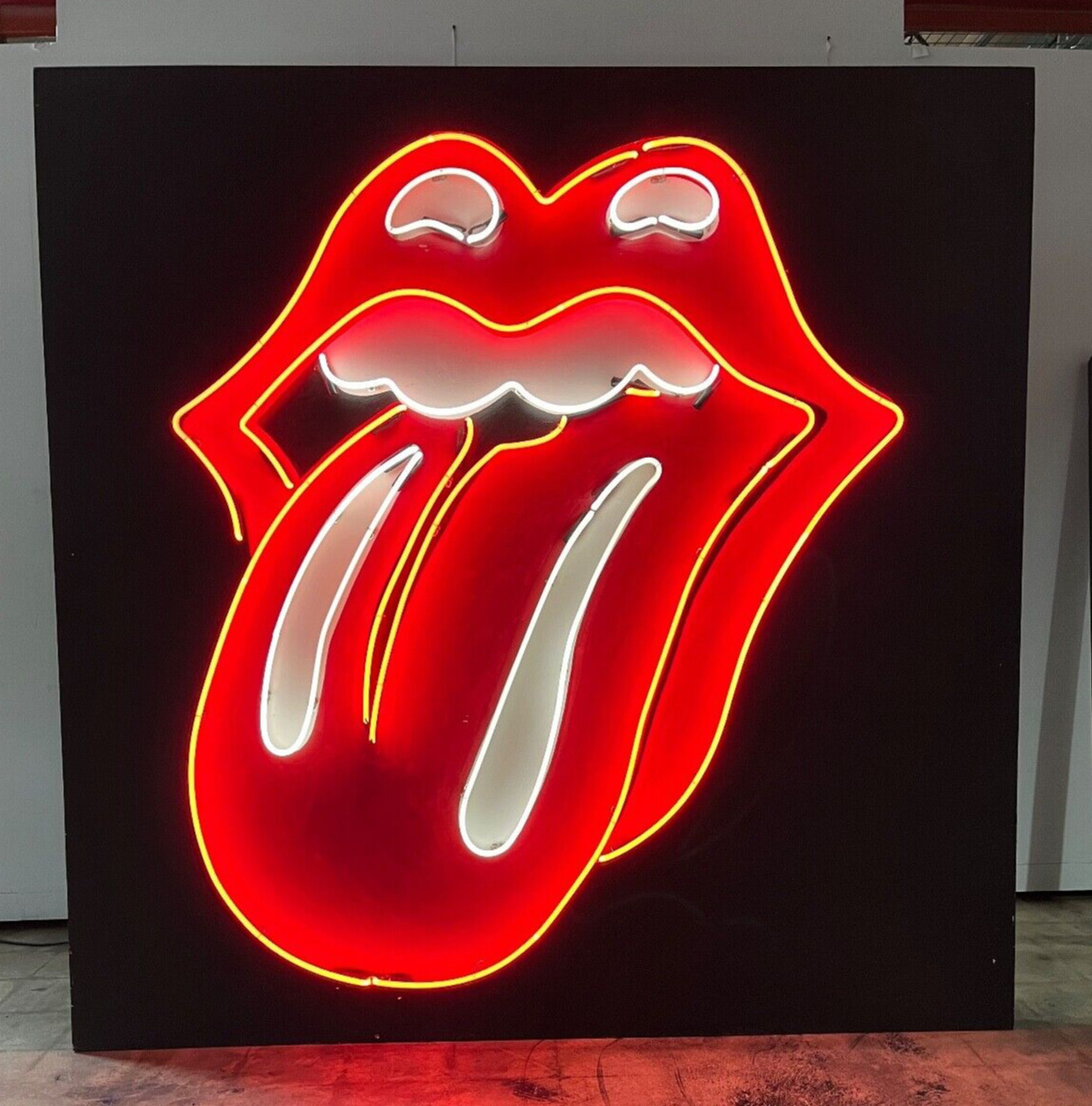 ROLLING STONES Logo-LARGE  Working Neon Sign 84