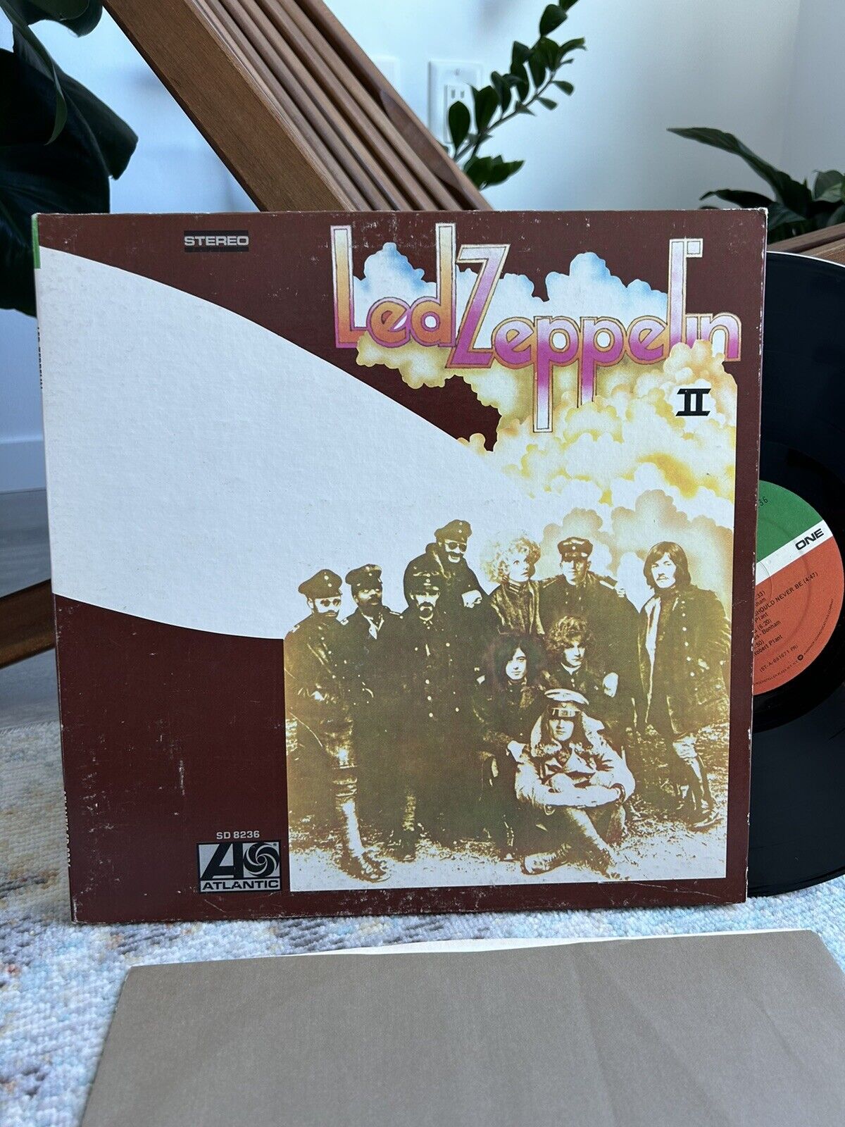 Led Zeppelin II Gatefold LP Atlantic SD 19127 Original Presswell Pressing VG++