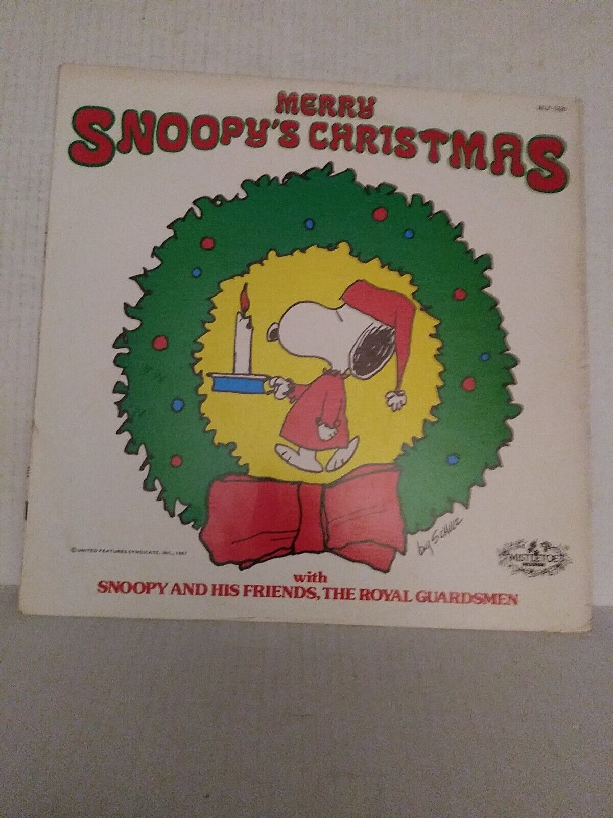 Merry Snoopy\'s Christmas ORIGINAL LP Holiday Records Peanuts Charlie Brown 1967