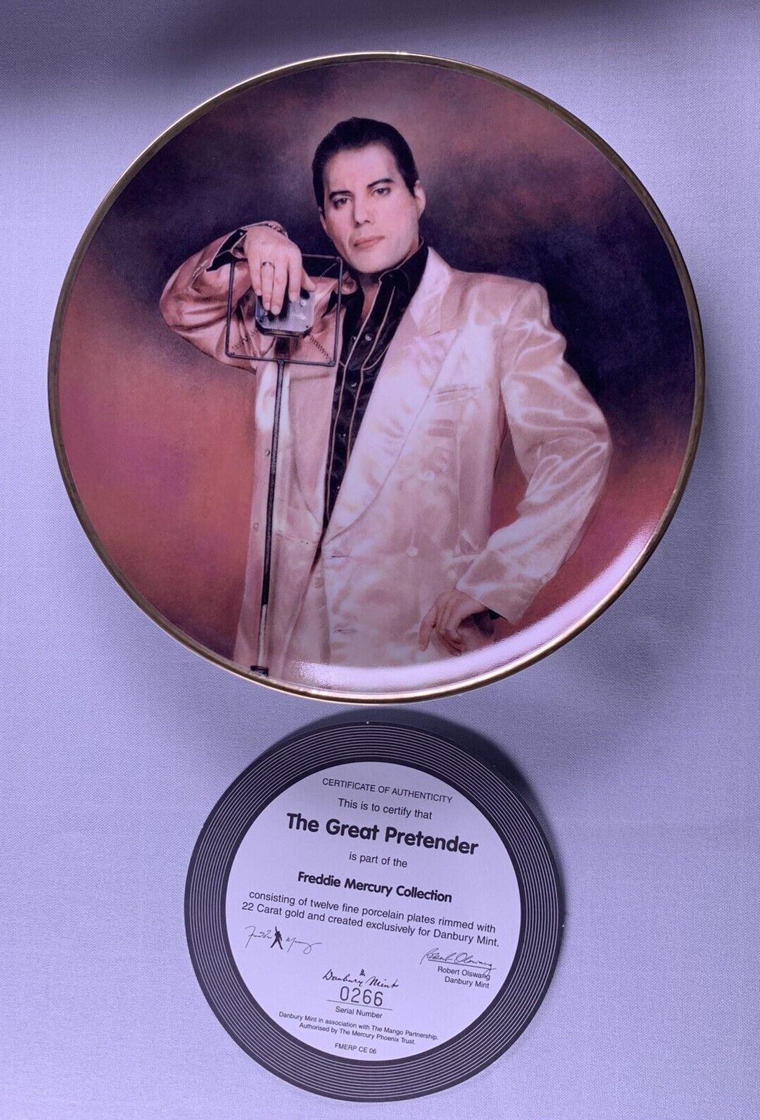 Freddie Mercury Queen Plate Ltd Ed Danbury Mint Box with COA The Great Pretender
