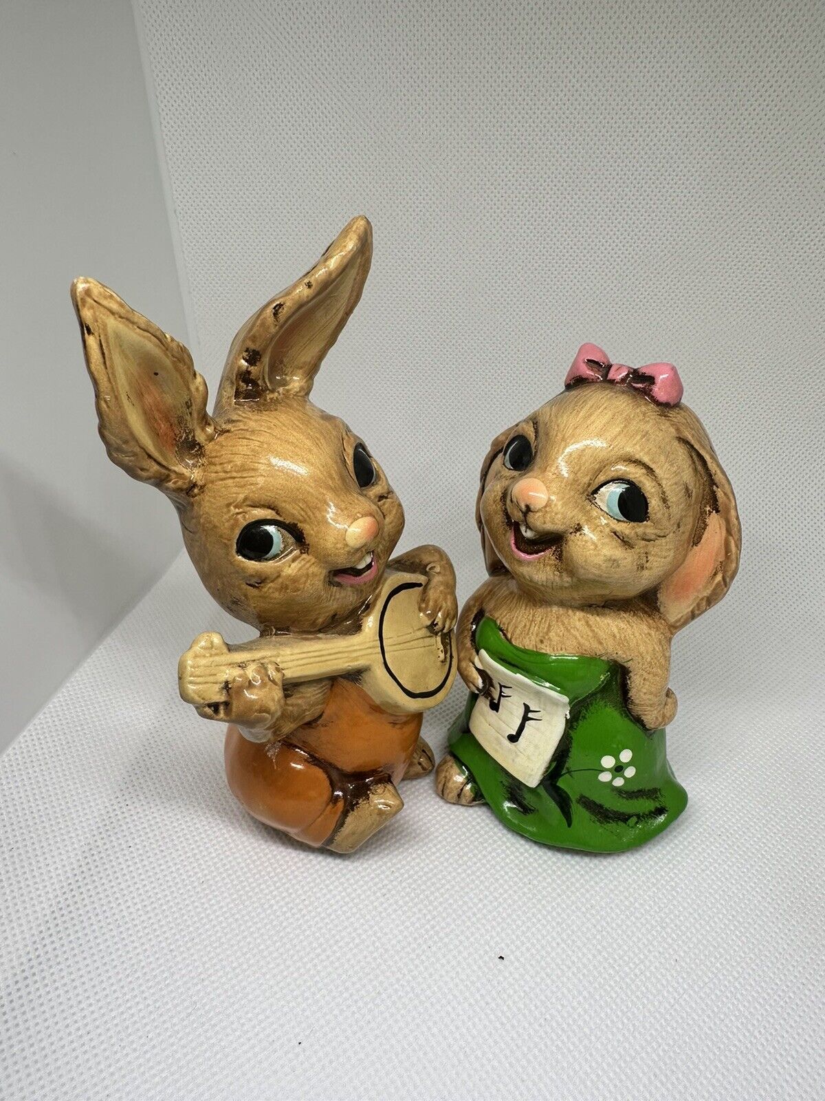 2 Set Vtg Anthropomorphic Bunny Rabbit Banjo Figurine Hand Painted Singer Family