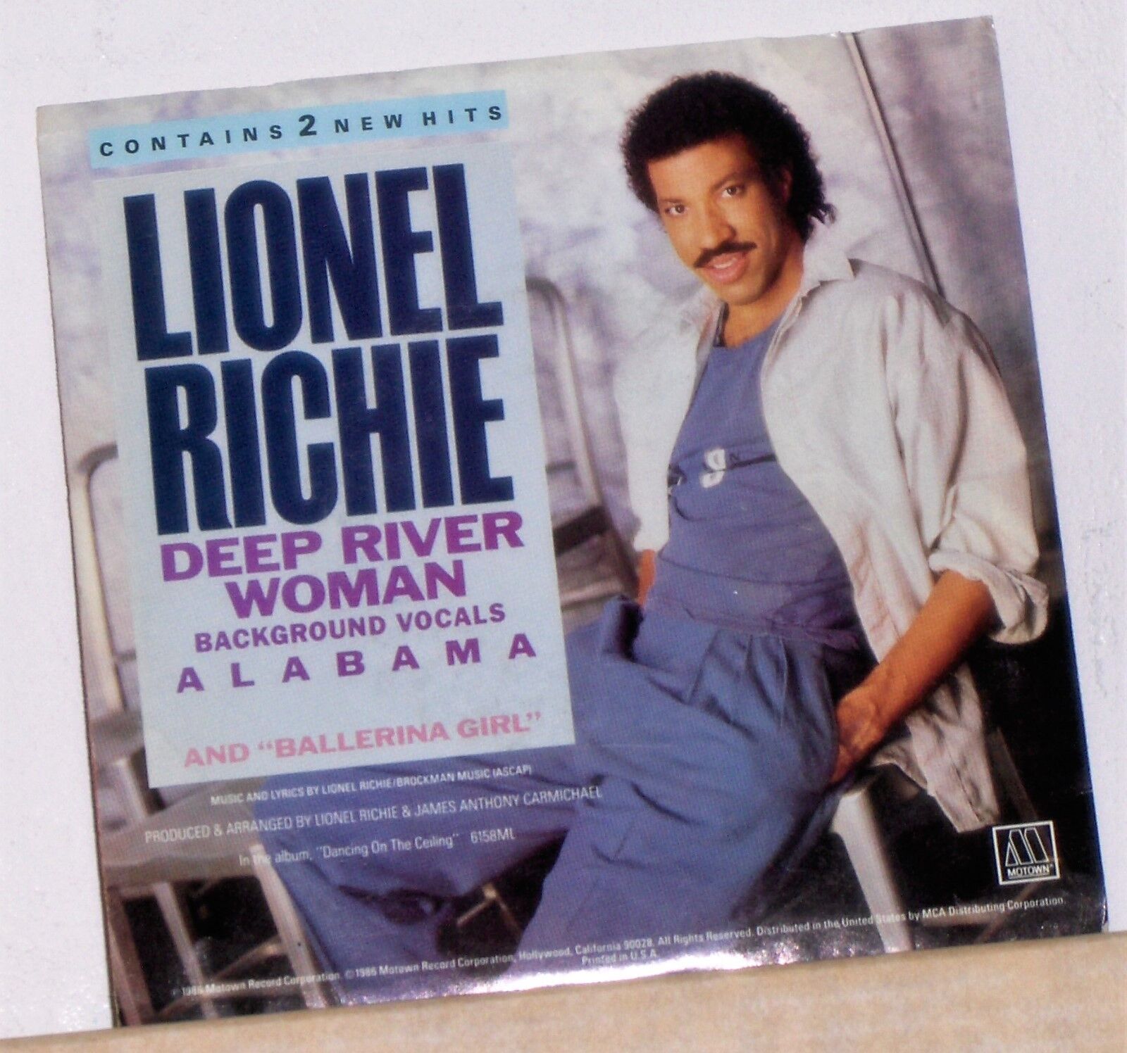 Lionel Richie - Ballerina Girl / Deep River Woman - Near Mint 45 Record Single