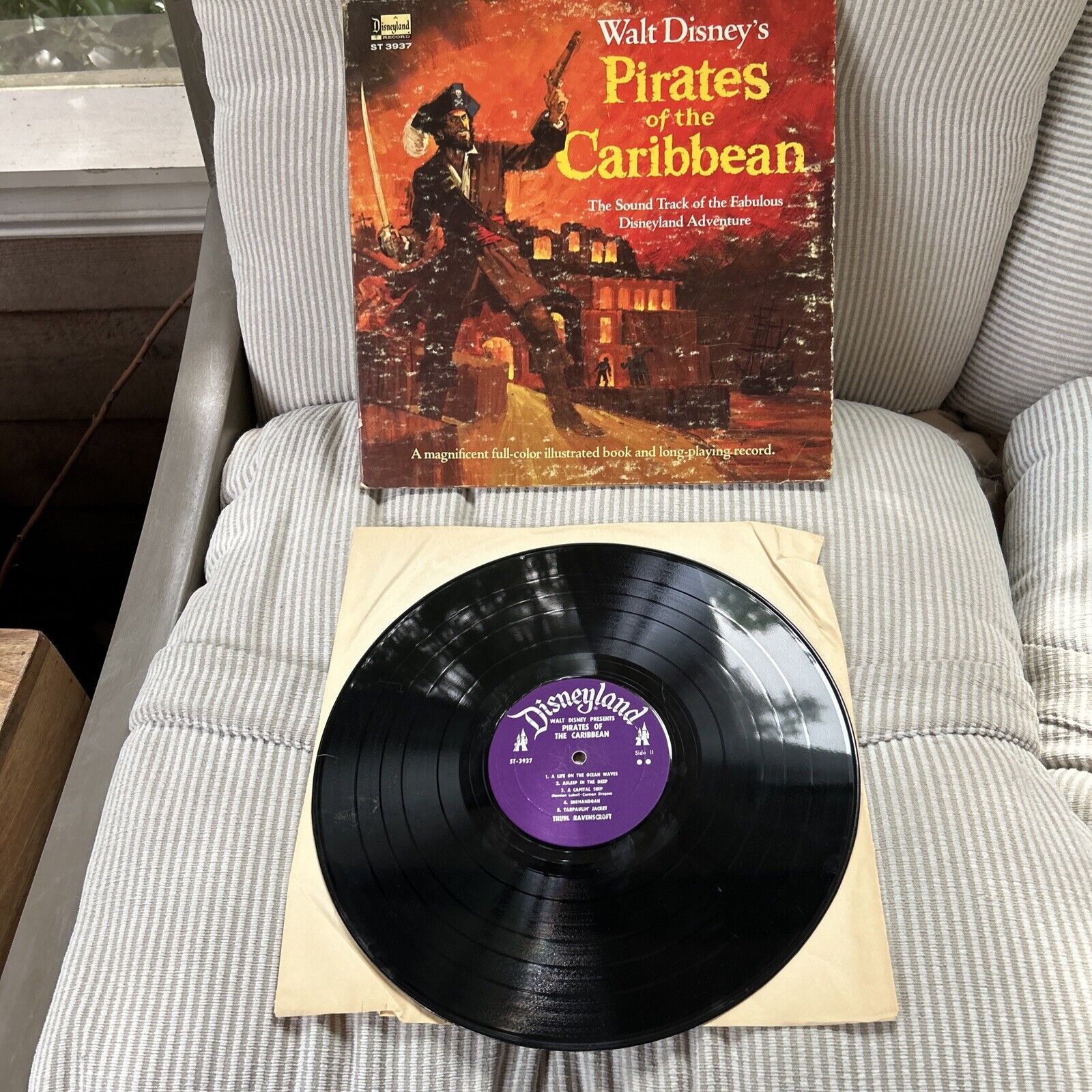 Walt Disney\'s Pirates of the Caribbean LP Disneyland (1968) ST3937 Record rare