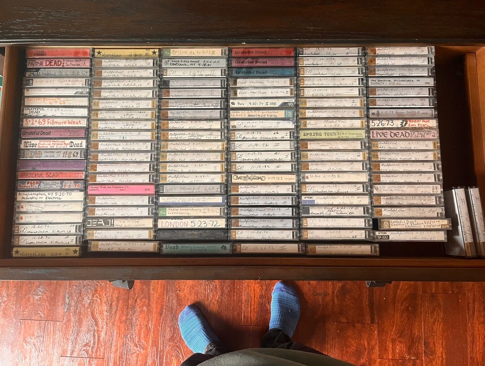 Grateful Dead Tapes Lot Of 581