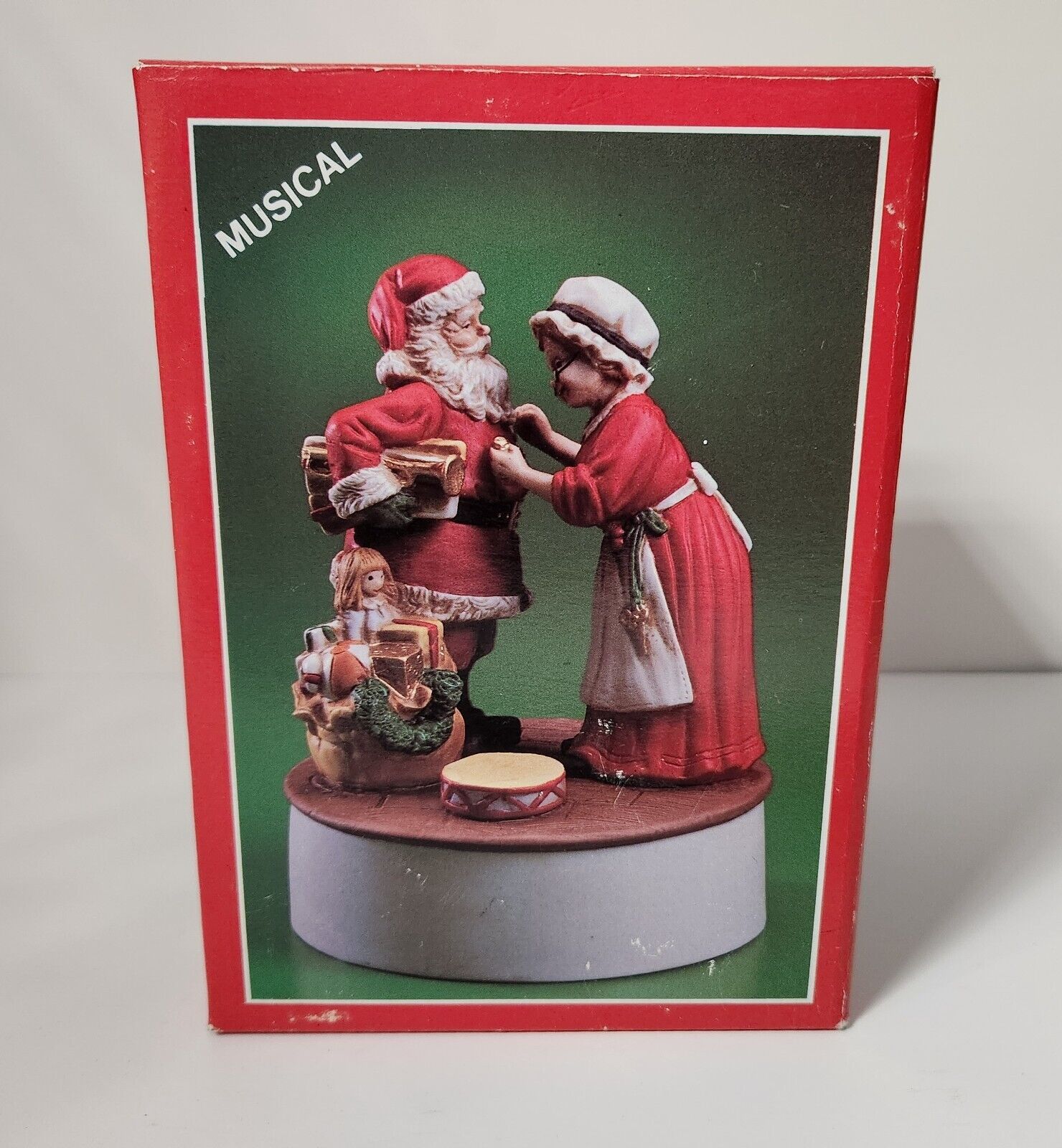 Vintage Christmas Bisque Porcelain Music Box – Mr. & Mrs. Claus