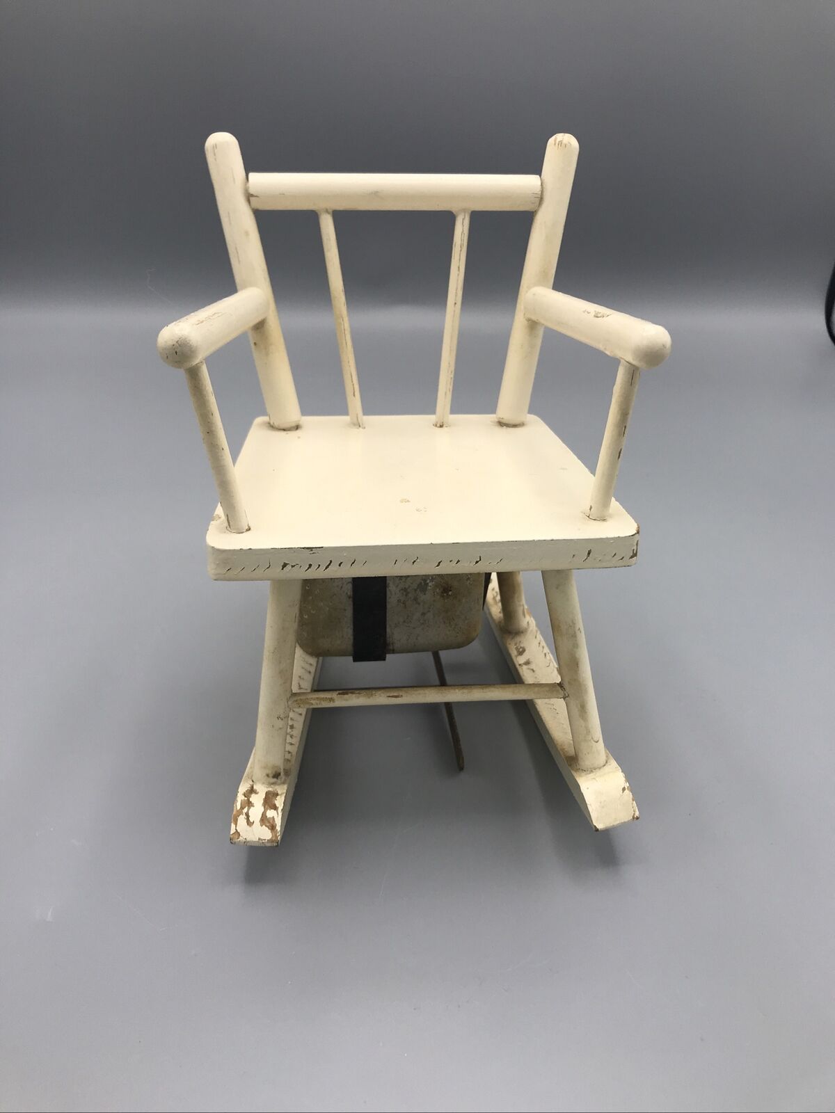 Vintage White Wood Rocking Chair Music Box - Rock A By Baby - Chair Rocks