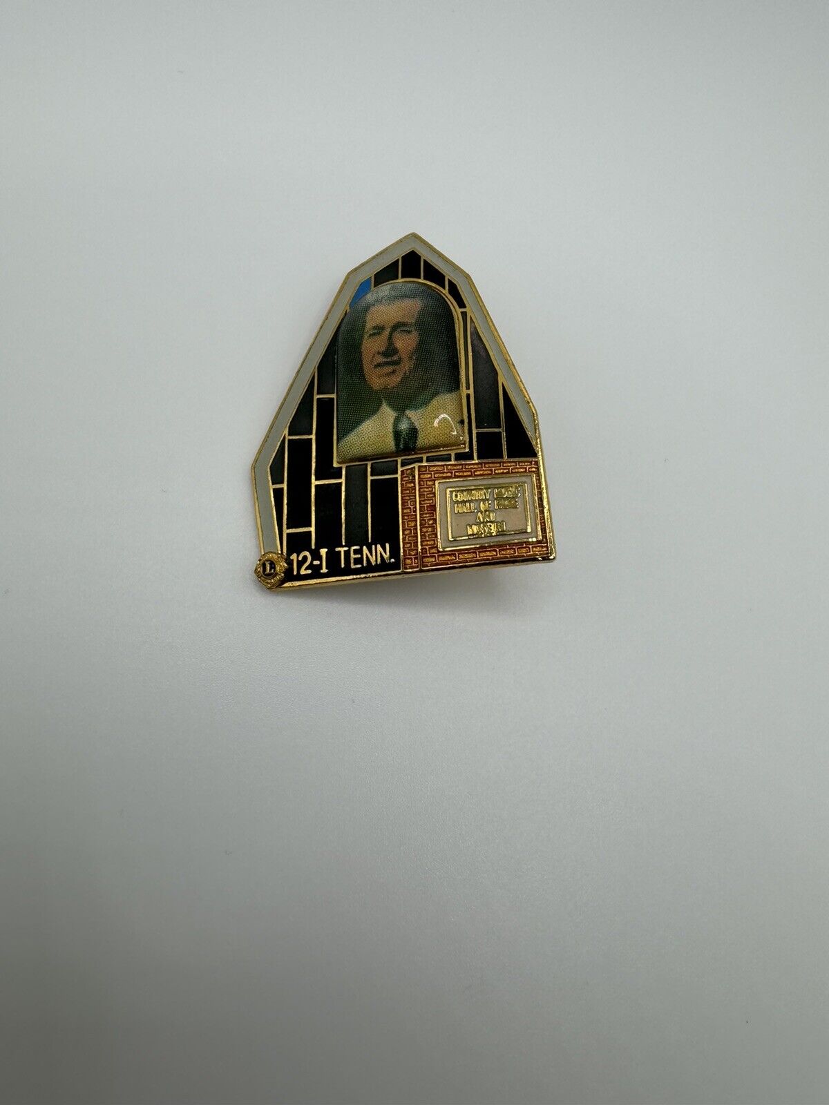 Vintage Lions Club Pins - MEMBER OF THE COUNTRY MUSIC HALL OF FAME