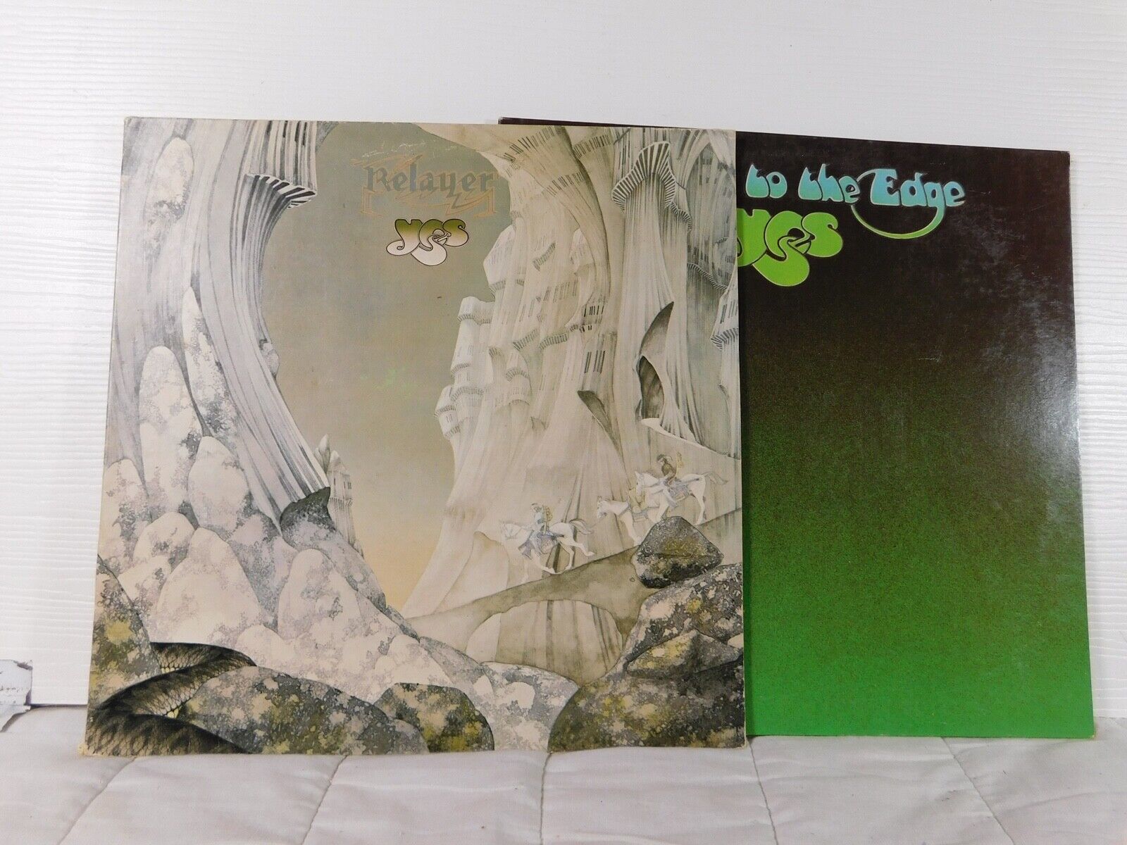 A PAIR (2) OF YES  - 80'S PROG ROCK 33 RPM LPS