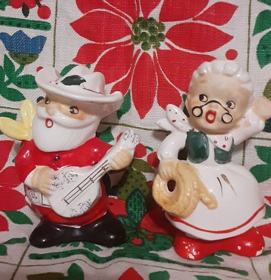 Vintage Christmas Cowboy Santa w/Banjo & Mrs. Claus Salt & Pepper Shakers Japan