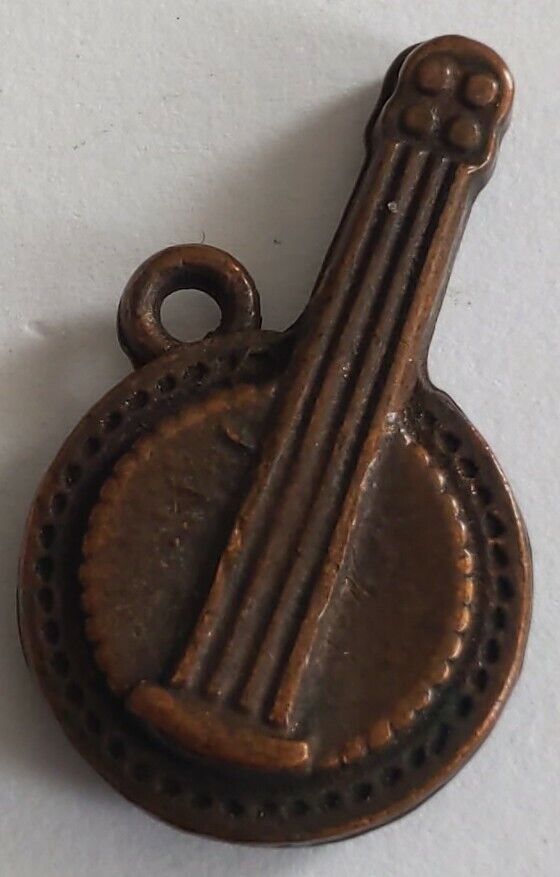 Vintage Metal BANJO MUSICAL INSTRUMENT Jewelry Charm Brass Copper Color 1\