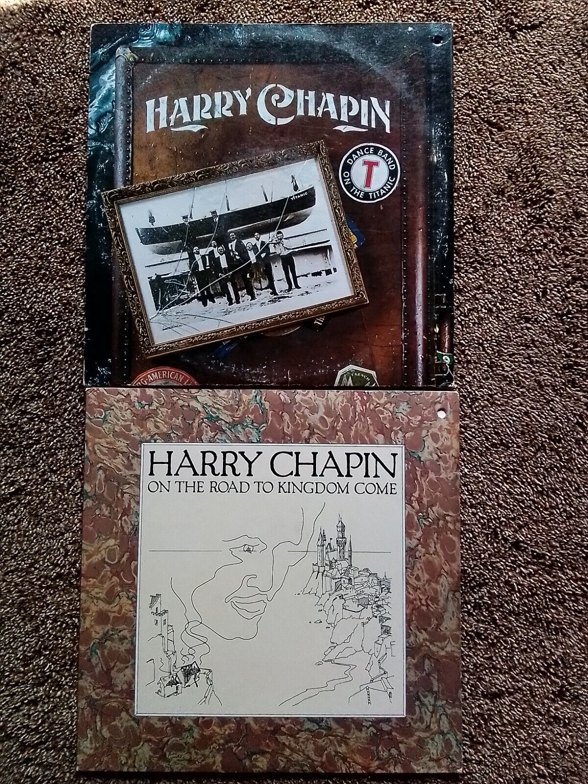 TWO VINTAGE HARRY CHAPIN VINYL RECORD ALBUM