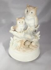 Vintage Owles on branch 1986 ARNART Turning Music Box Porcelain fgurine Perfect picture