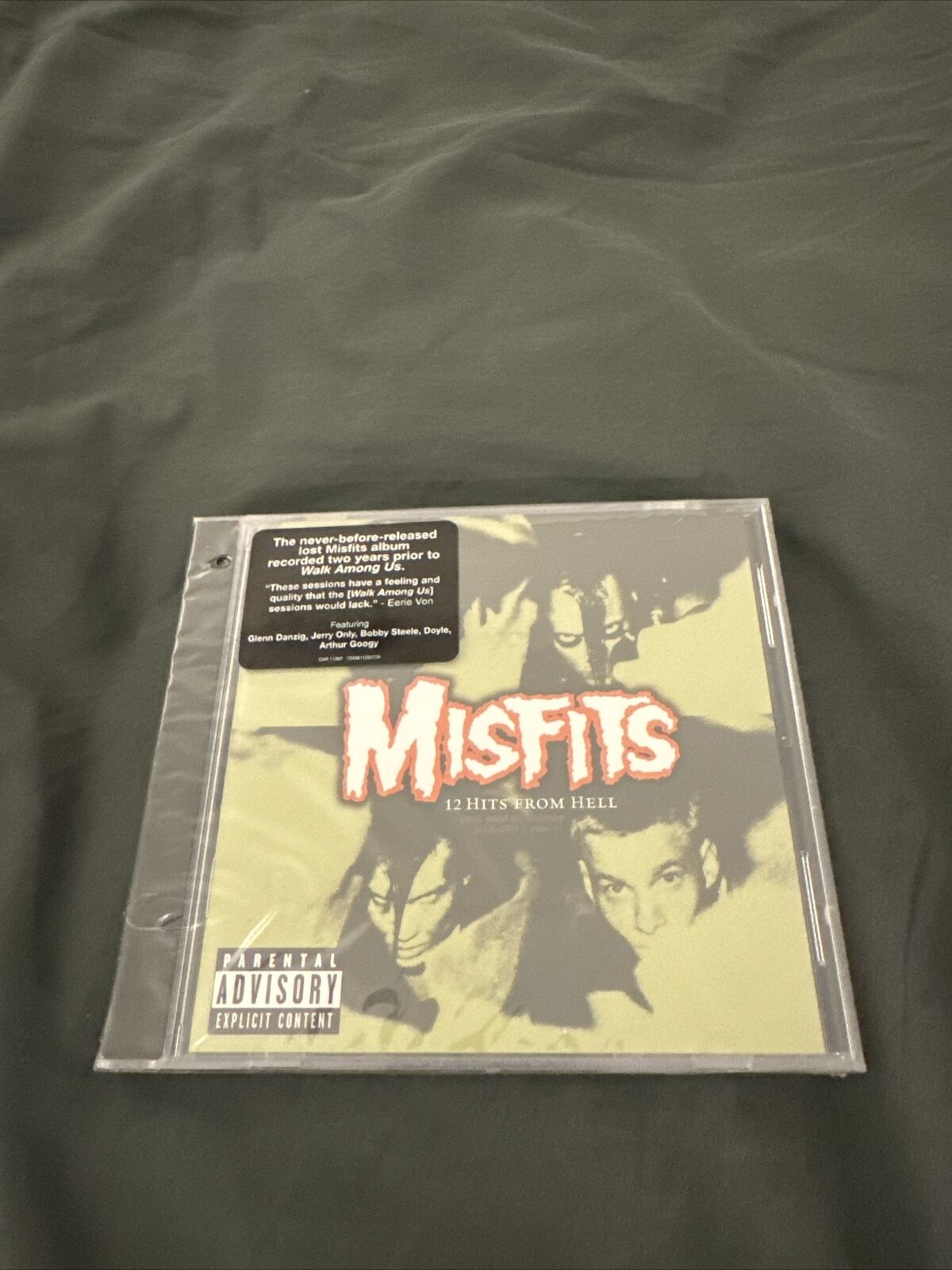 MISFITS.  12 HITS FROM HELL.  VERY RARE ORIGINAL SEALED CD  2001.