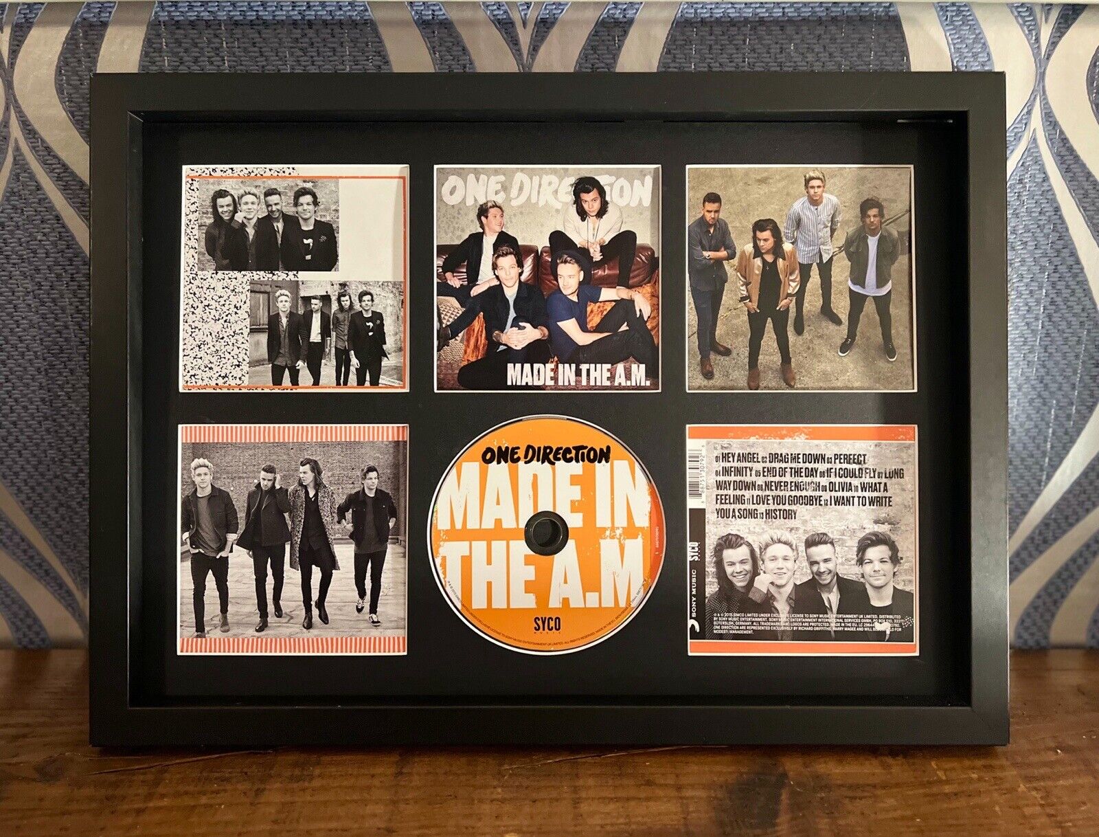 ONE DIRECTION | MADE IN THE A.M | RETRO CD WALL DISPLAY | FRAME NOT INCLUDED |