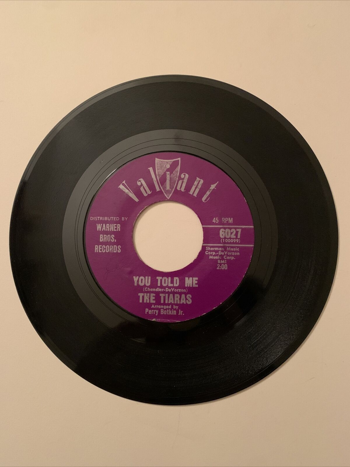 The Tiaras 45 I\'m Gonna Forget You/You Told Me Girl Group Rare Valiant Records