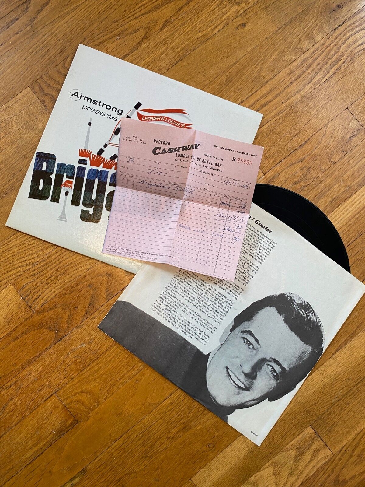RARE Vintage 1966 Brigadoon LP Vinyl w/ Original Detroit Michigan Store Receipt