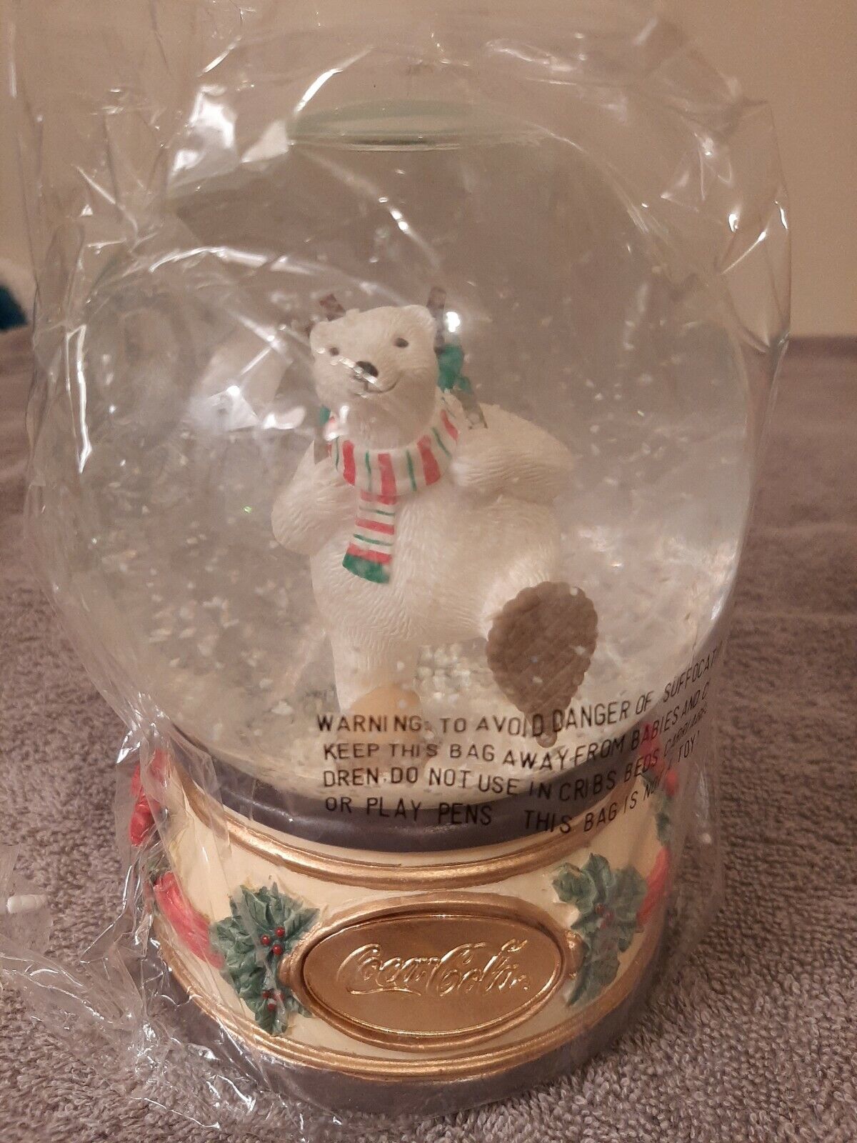 Vintage Discontinued 1994 Coca Cola Musical Polar Bear On Snowshoes