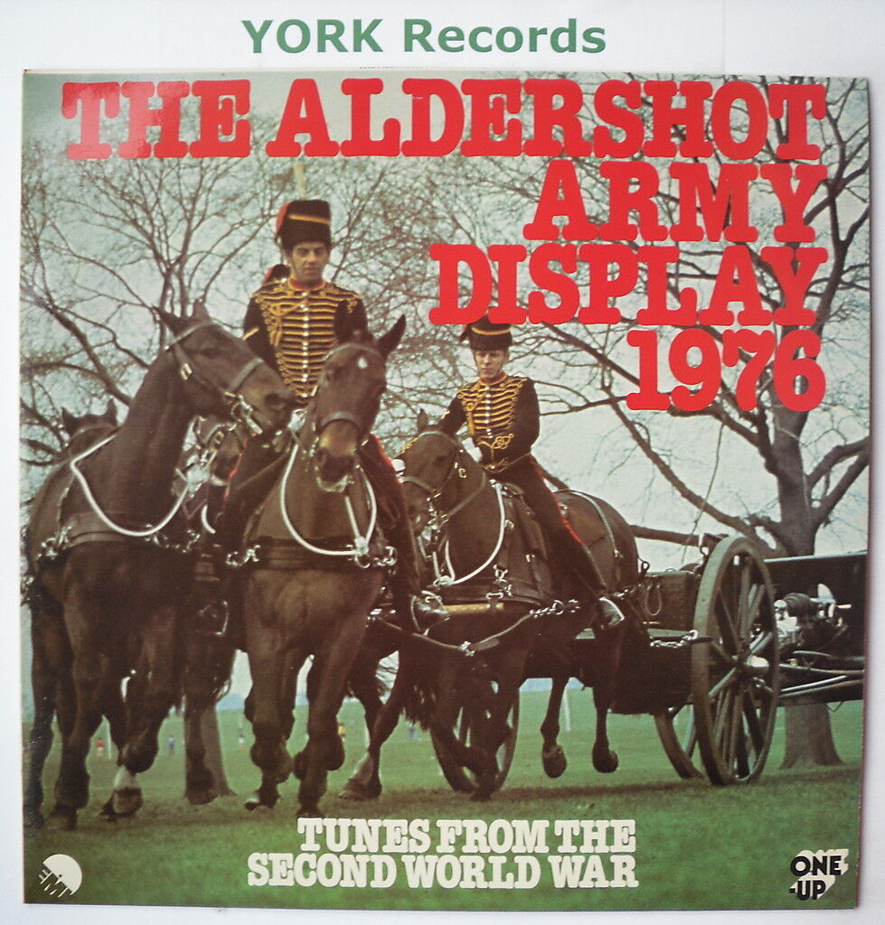 ALDERSHOT ARMY DISPLAY 1976 - Tunes Fron WW2 - Ex Con LP Record One-Up OU 2137