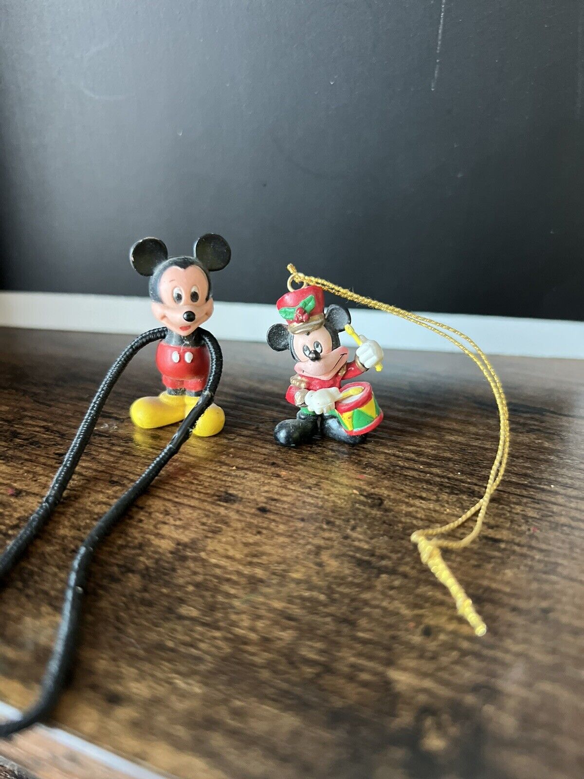 Mickey Mouse Micro Ornament 1 Inch Playing Drum + Extra