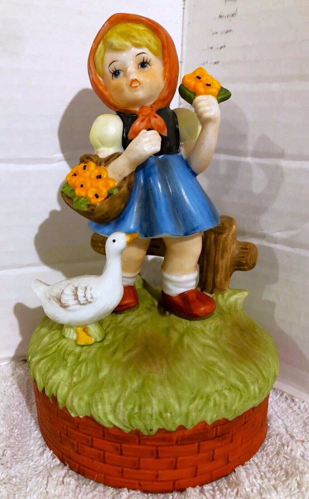 Vintage Hummel Figurine Music Box Swiss Girl picking flowers w/Duck 7\