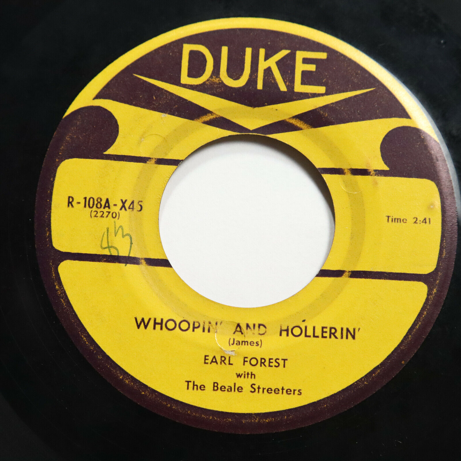 EARL FOREST - WHOOPIN' AND HOLLERIN' / PRETTY BESSIE - SOUL 45 
