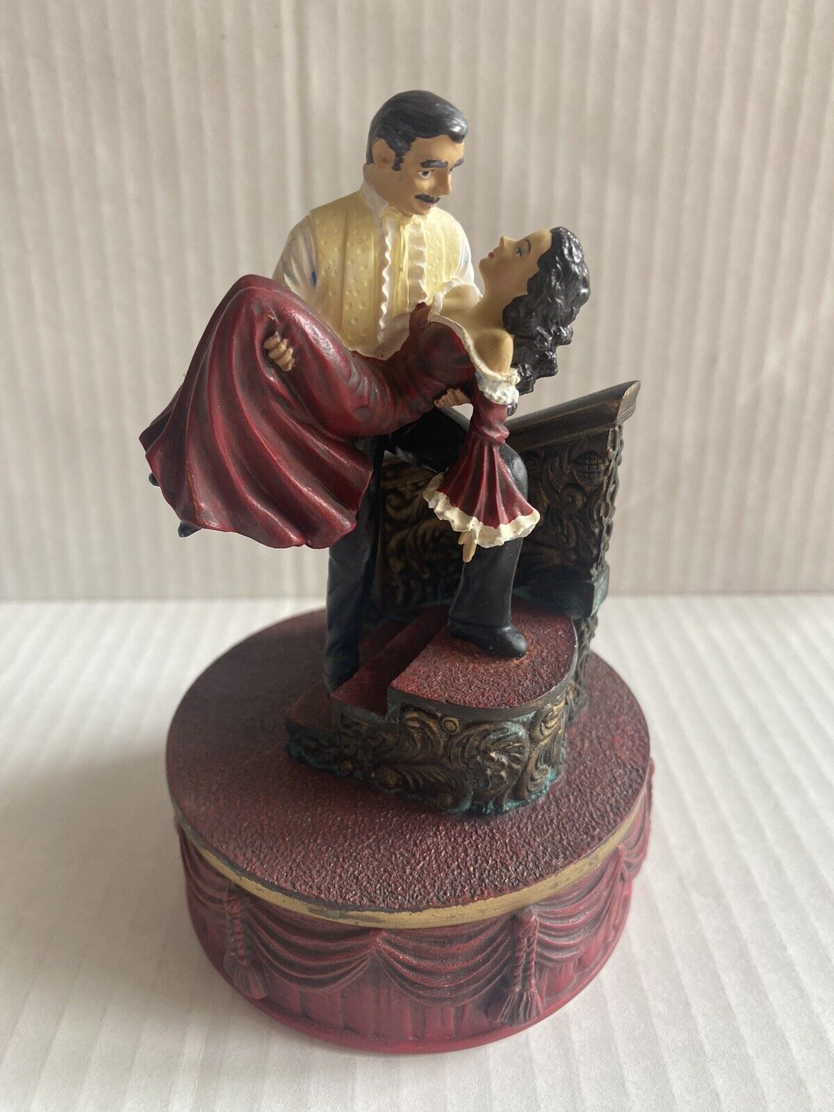 Vintage Gone with the Wind “You’re not turning me out”  music box 1939