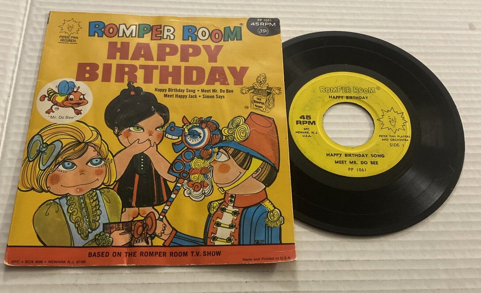 Romper Room Happy Birthday 45rpm Mr Do Bee Peter Pan Label SPC Newark NJ Vintage