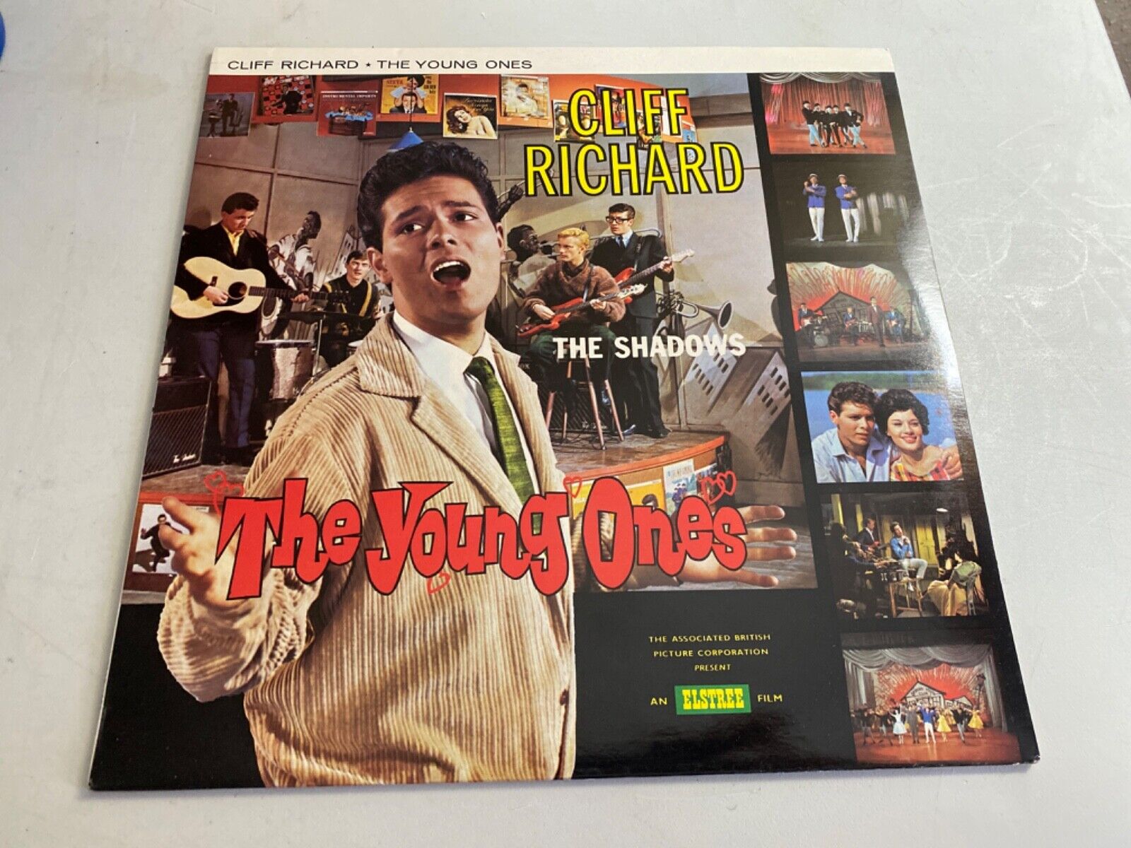 CLIFF RICHARD AND THE SHADOWS – THE YOUNG ONES VINYL LP RECORD ALBUM UK 1983 NM.