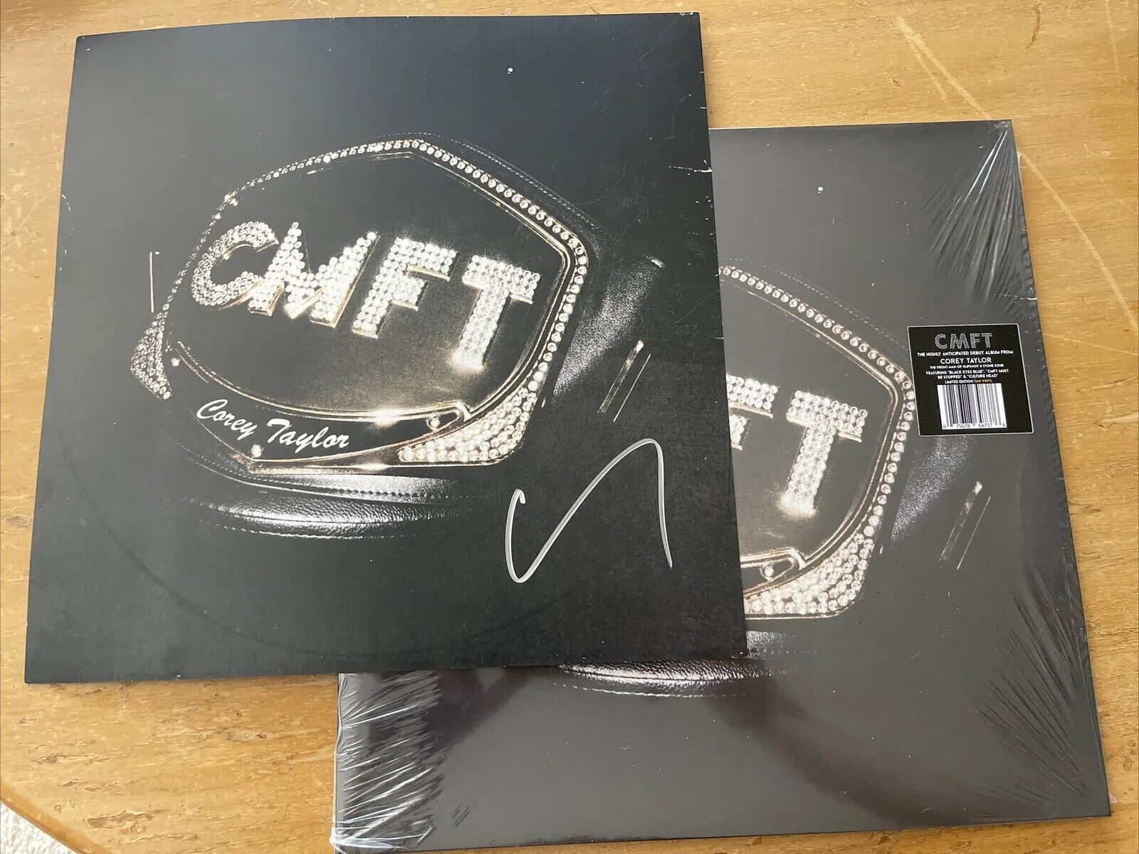 Corey Taylor CMFT with Autographed Signed Print Tan Colored Vinyl