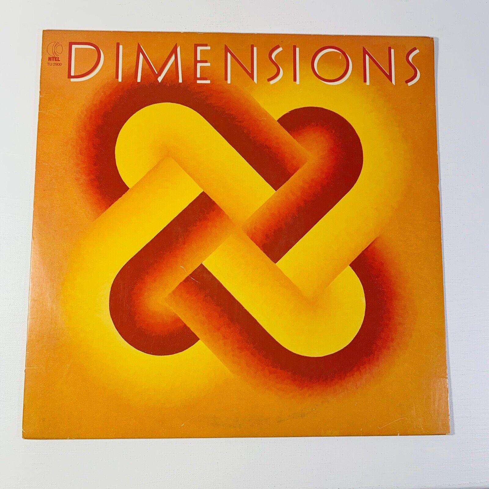 Dimensions Vinyl TU2900 KTEL Various Artists &0s Hits Record Album Vintage