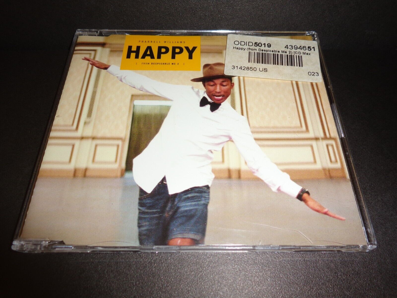 HAPPY by PHARRELL WILLIAMS-from Despicable Me 2-Rare Collectible CD Single--CD