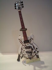 Miniature Guitar (24cm Tall) : THE CURE PORL THOMPSON SCHECTER picture
