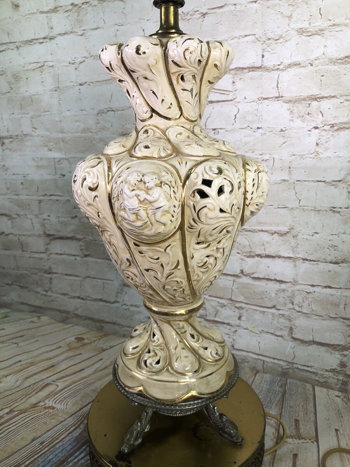 Vtg Italian Venetian Campodimont ceramic cherub lamp on koi fish leg