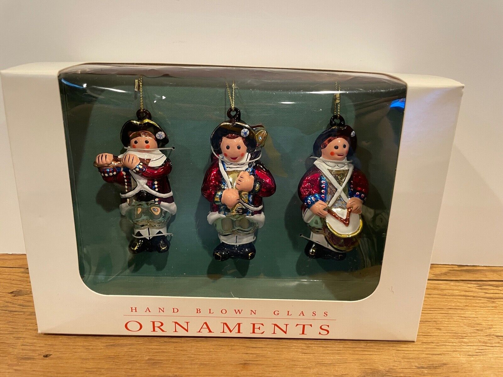 COLONIAL WILLIAMSBURG Fife and Drums Glass Blown Ornaments -- Set of 3 in Box