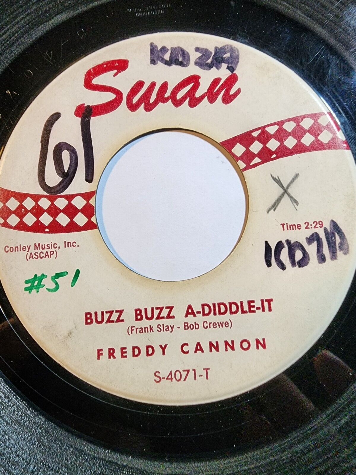 Freddy Cannon, Buzz Buzz A-Diddle-It / Opportunity- Swan GOOD+ F255